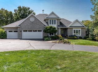 45 Glen Abbey Dr, Rockford, IL 61107