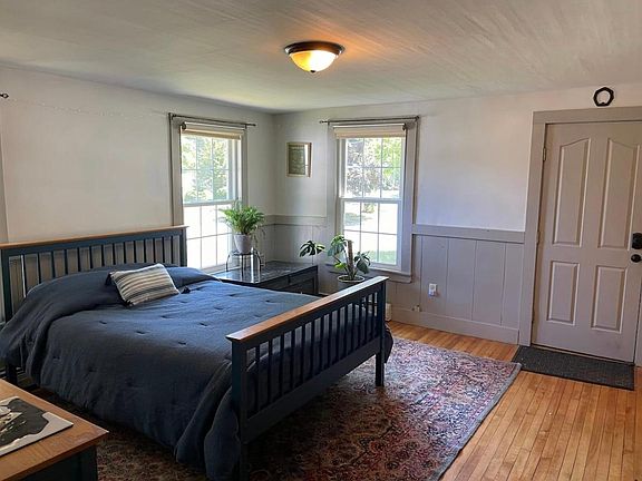 4th image of 49 Elmwood Ave #2