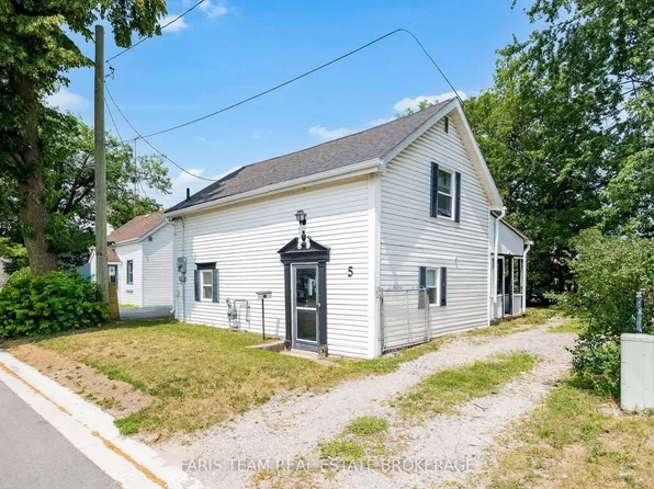 5 Robert St, Barrie, ON L4N 3H2