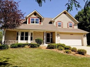 1301 Oakton Ln, Naperville, IL 60540