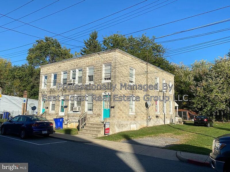 1st image of 498 Mitchell Ave