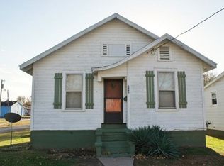 600 W 11th St, Metropolis, IL 62960