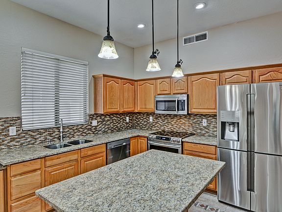 2nd image of 6775 W Lone Cactus Dr