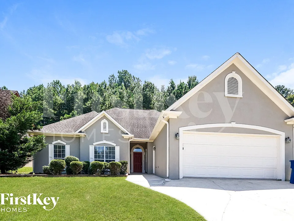 925 Jackson Cir