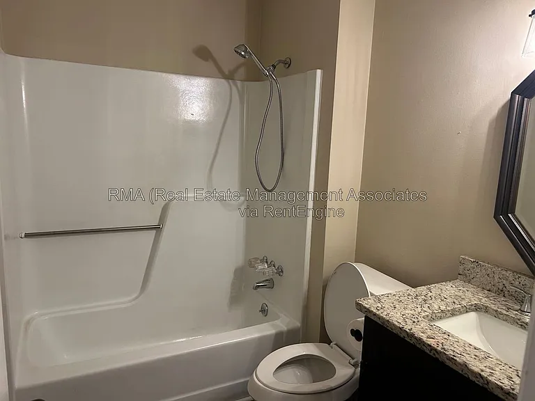 1045 Vineyard Rd #A — Photo 5