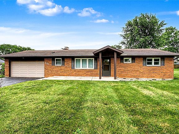4th image of 161 Hardacre Dr