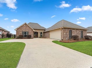 938 Fairwinds Ave, Zachary, LA 70791