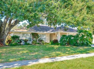 1432 Windmill Pointe Rd, Palm Harbor, FL 34685