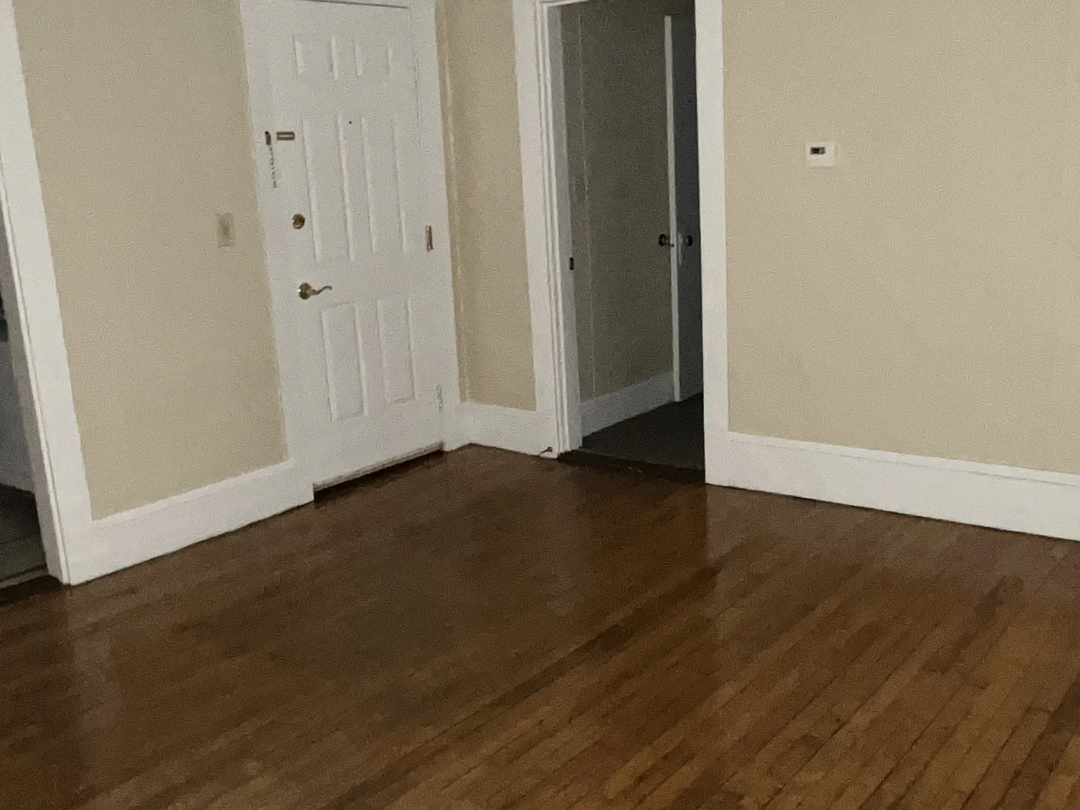 8 Toward Street - 3 — Photo 1