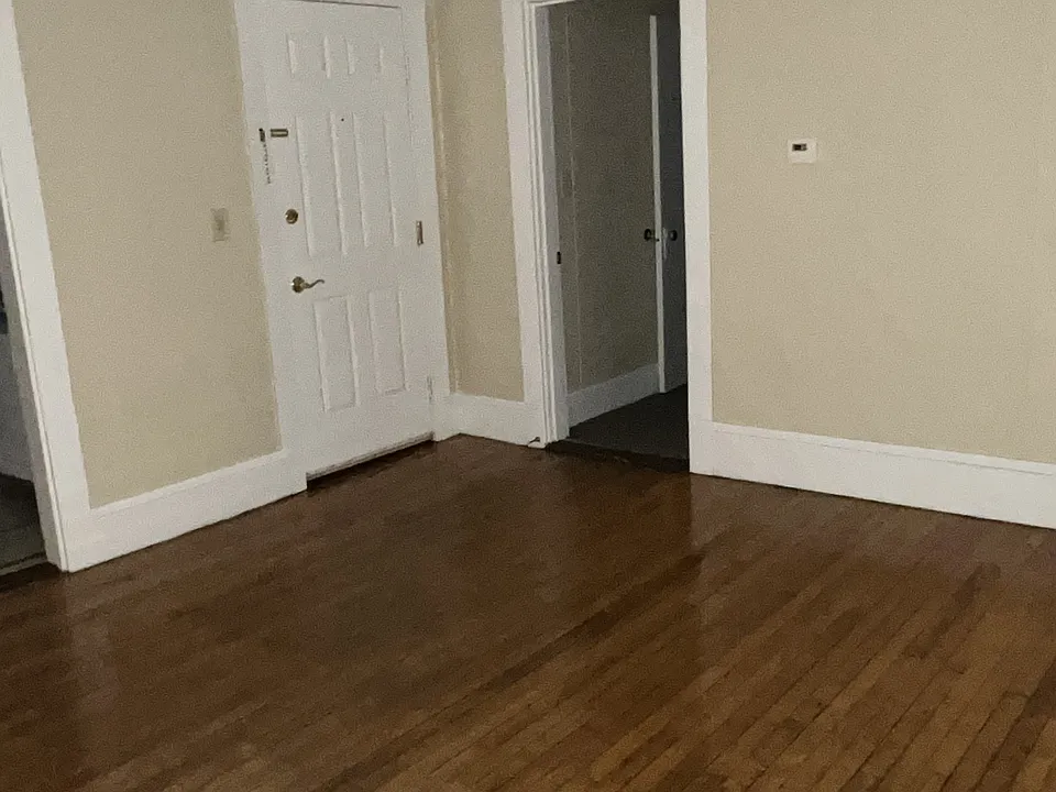 8 Toward St #3