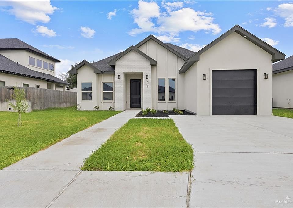 1st image of 407 Liza St