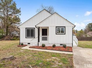 102 Baron Lardon Dr, Knightdale, NC 27545