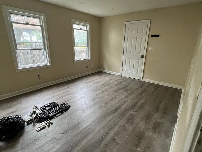 77 N Pond St #1 — Photo 3