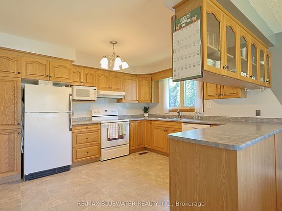 5th image of 290 Anna St