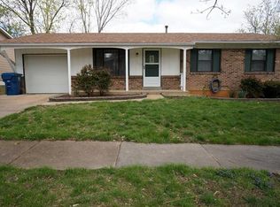 2693 Creekwood Manor Ln, Saint Louis, MO