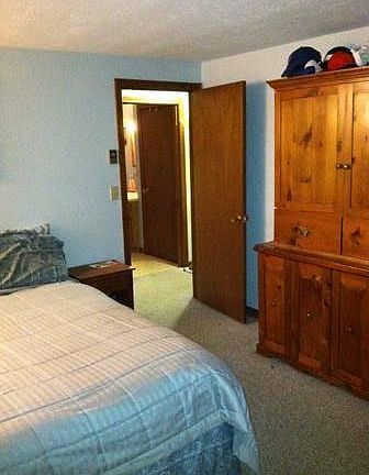 second bedroom