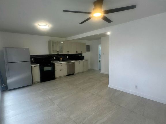 2nd image of 1505 NE 15th Ave #1-2