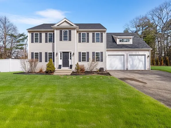 4 Park Ave, Plymouth, MA 02360