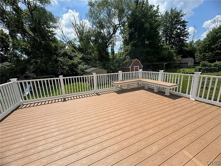 110 Lake Country Dr — Photo 37