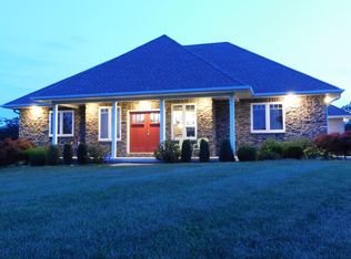 1187 State Highway 32, Windsor, IL 61957