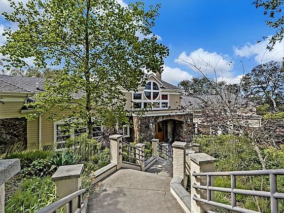 2nd image of 3480 Matanzas Creek Ln