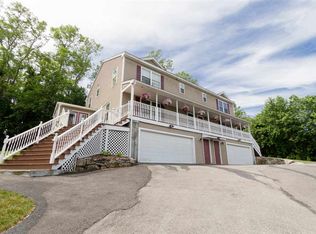 30 W Hillcrest Ave, Manchester, NH 03103