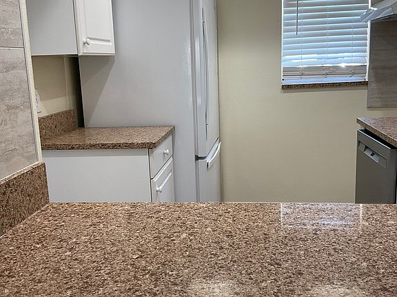 Kitchen with All Appliances