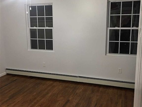 5th image of 11140 159th St