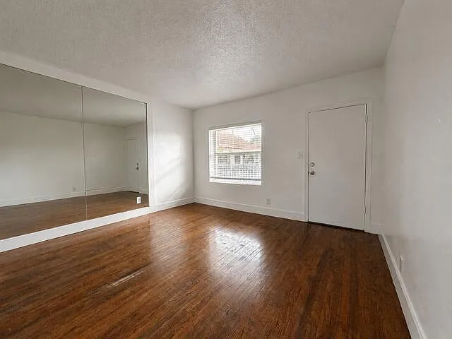 2037 Madison St #17 — Photo 2