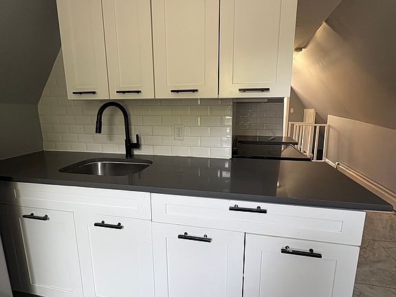 3rd image of 59 Tillinghast St #3R