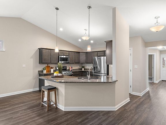 5th image of 14082 Breakwater Ln