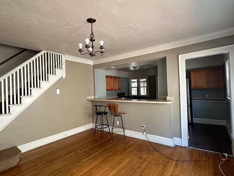 2316 S Overlook Rd — Photo 5