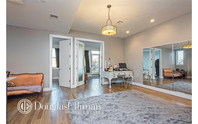 Rented by Douglas Elliman | media 2