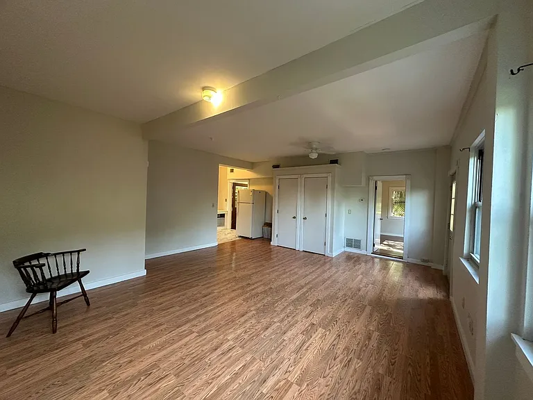 416 Old Montague Rd — Photo 12