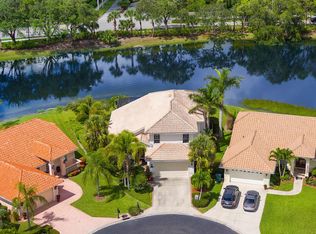 7373 Longview Ct, Naples, FL 34109