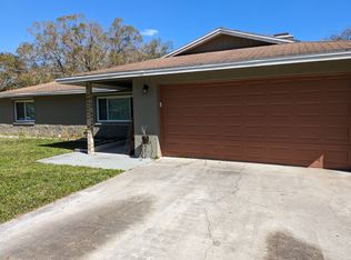 18631 San Rio Cir, Lutz, FL 33549