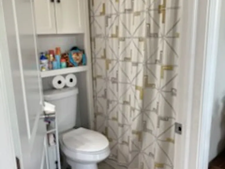635 W Girard Ave #D — Photo 6