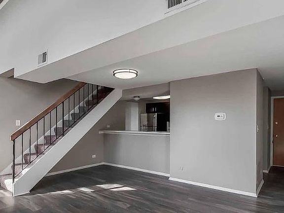 2nd image of 1800 N Halsted St APT 3A