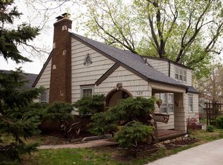 424 E 70th St, Kansas City, MO 64131