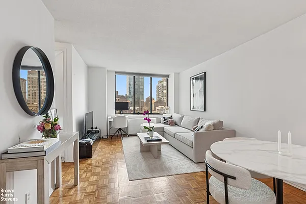 5 East 22nd Street #20A