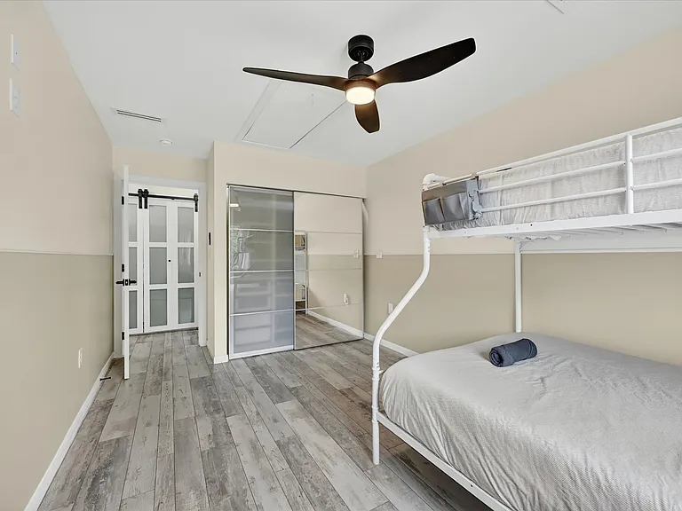 5912 Harvest Hill Rd — Photo 22