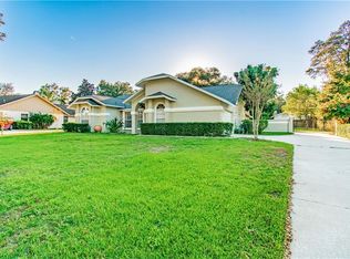 510 Running Horse Rd, Seffner, FL 33584
