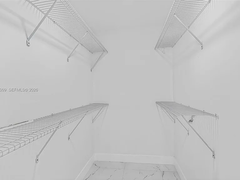 2901 SW 92nd Ave — Photo 16
