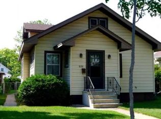 2133 Loomis St, La Crosse, WI 54603