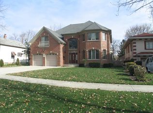 213 S Lincoln St, Westmont, IL