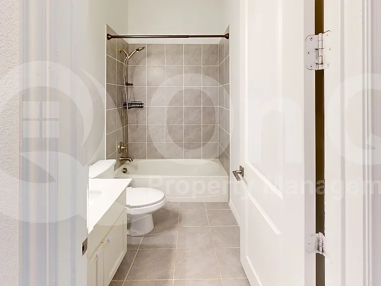3285 Dover Dr — Photo 21