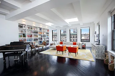 Rented by Siderow Residential Group