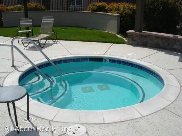 153 Talmont Cir, Roseville, CA 95678