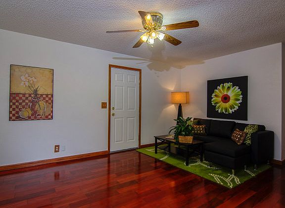 5th image of 35020 Hollyhock St