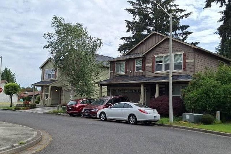 2nd image of 1619 NE 158th Ct